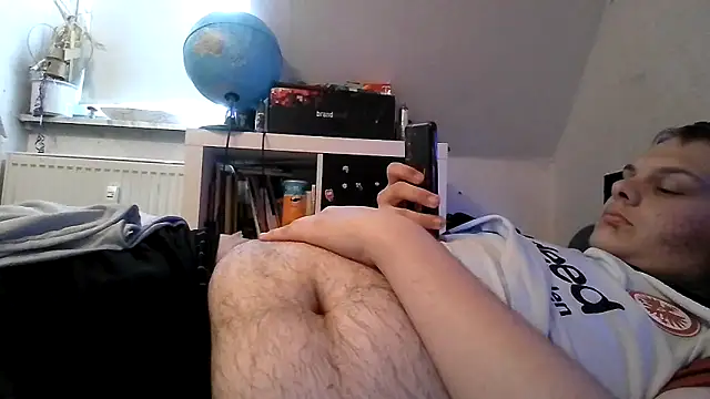 Nicolasjlhkjzl online show from 06-06-26, 03:17