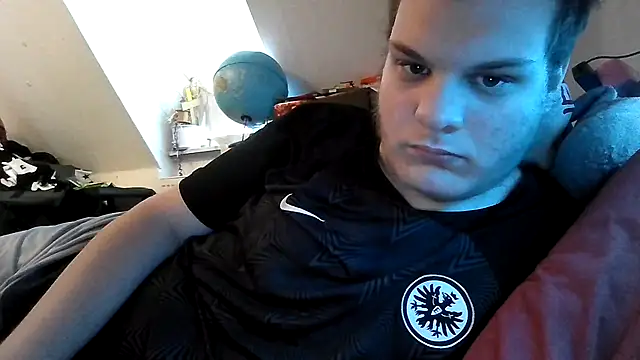 Nicolasjlhkjzl online show from 06-14-26, 11:45
