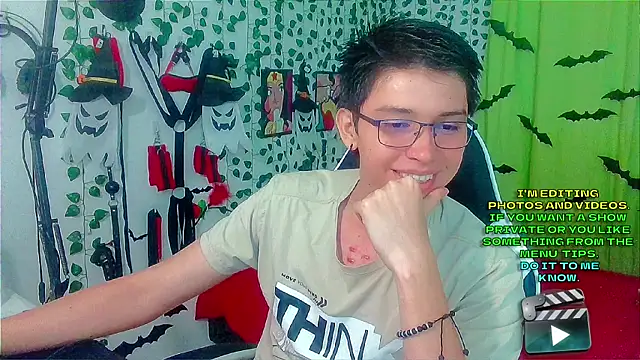 Andy gray online show from 11-25-25, 02:28