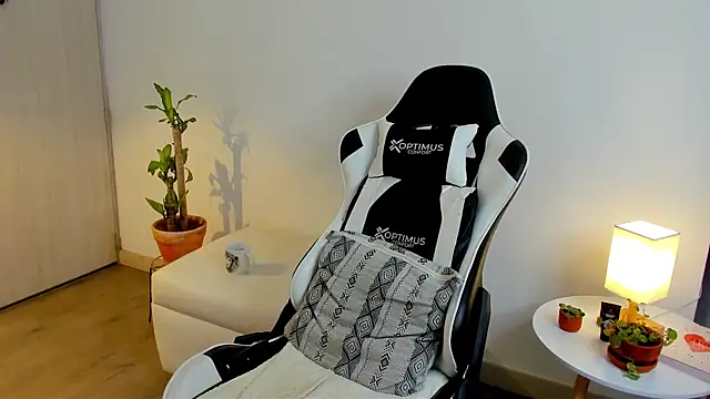 dafboy1 online show from 02-23-26, 04:15