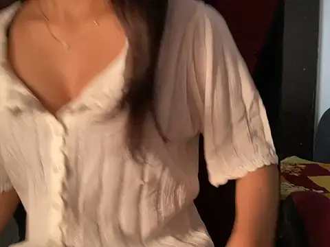 Snapshot of Kayzza_5 chatting on 04-02-26, 04:32 Kayzza 5 online show from 04-02-26, 04:32