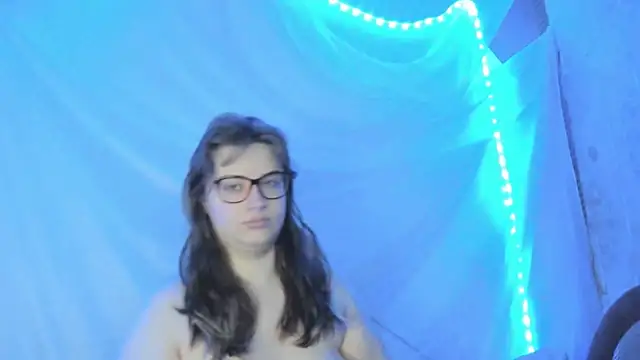 Seductive She Wolf online show from 05-17-26, 06:44
