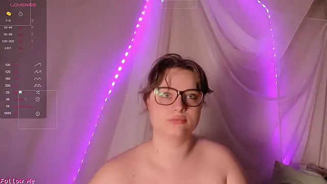 Snapshot of Seductive_She_Wolf chatting on 06-29-26, 06:41 Seductive She Wolf online show from 06-29-26, 06:41