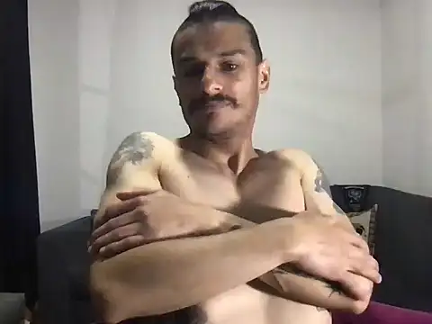 HorrorotikA online show from 04-05-26, 05:48