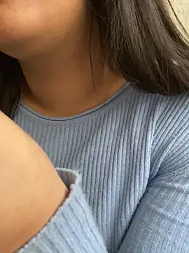 yassminsexy22 online show from 02-06-25, 08:29