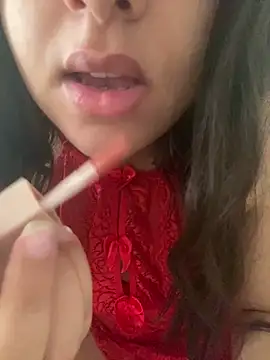 yassminsexy22 online show from 09-27-25, 08:19