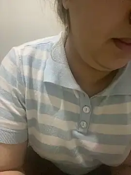 yassminsexy22 online show from 03-01-26, 08:11