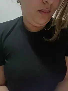 yassminsexy22 online show from 03-12-26, 07:42