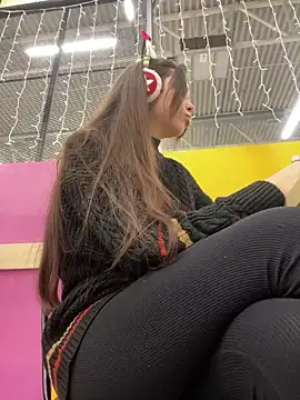 pantyless online show from 12-11-24, 11:21