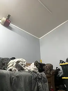 UtopianMisfit1 online show from 04-08-26, 09:42