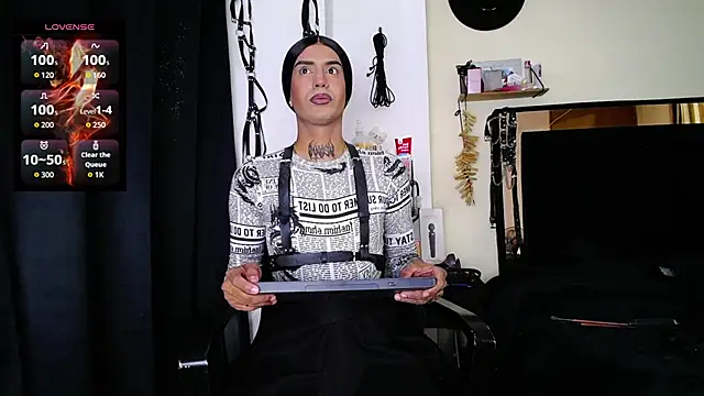 akinoro  online show from 02-21-26, 04:52