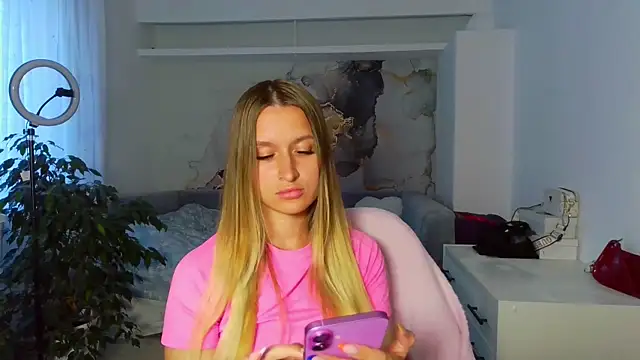 Submissive love online show from 06-18-26, 05:39