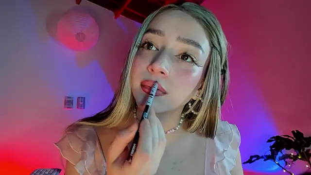 sweeet peach online show from 03-17-26, 03:22