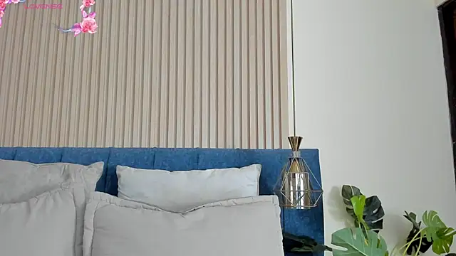 Snapshot of kathecute__ chatting on 07-18-26, 01:43 kathecute online show from 07-18-26, 01:43