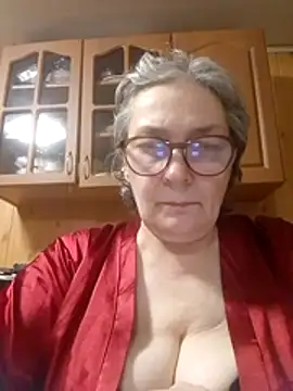 IrinaSweet54 online show from 04-25-26, 05:43