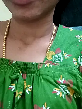 Snapshot of Ambika01 chatting on 02-09-26, 01:26 Ambika01 online show from 02-09-26, 01:26