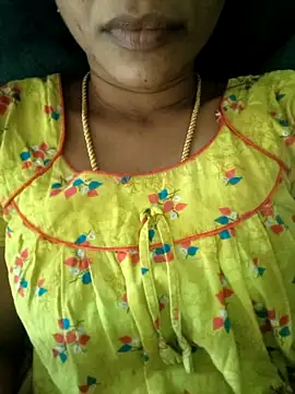 Snapshot of Ambika01 chatting on 03-03-26, 10:43 Ambika01 online show from 03-03-26, 10:43