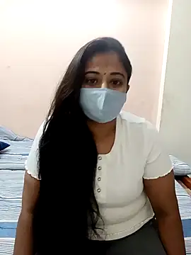 Snapshot of DIZZLING_DIVA chatting on 12-24-24, 12:22 DIZZLING DIVA online show from 12-24-24, 12:22