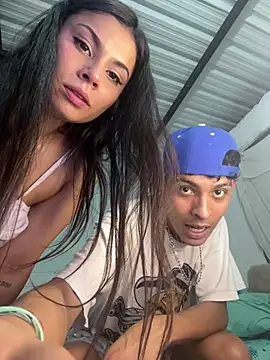 ValenSuarez25 online show from 06-22-26, 01:18
