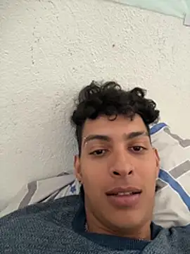 ValenSuarez25 online show from 07-20-26, 03:36