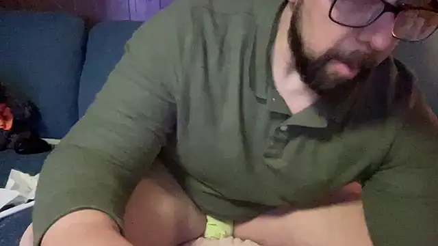 Snapshot of ThongerBBro chatting on 03-01-25, 11:47 ThongerBBro online show from 03-01-25, 11:47