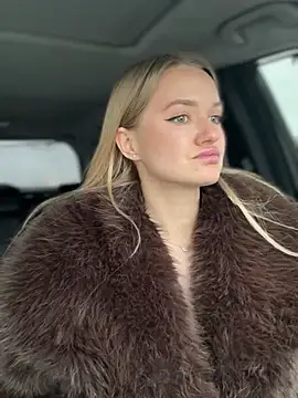 Devill Angel  online show from 02-11-26, 09:03