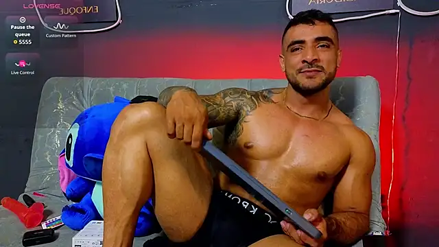 Snapshot of ERIC_HARRISON chatting on 01-14-26, 03:01 ERIC HARRISON online show from 01-14-26, 03:01