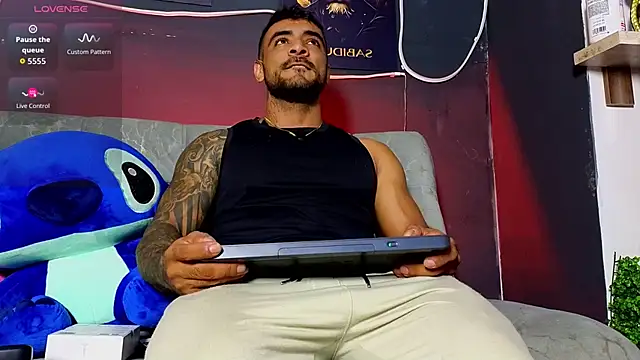 Snapshot of ERIC_HARRISON chatting on 02-26-26, 02:10 ERIC HARRISON online show from 02-26-26, 02:10