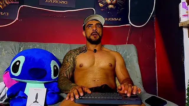 Snapshot of ERIC_HARRISON chatting on 03-13-26, 03:24 ERIC HARRISON online show from 03-13-26, 03:24