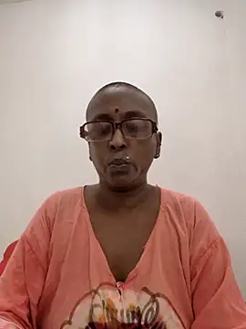 mamakarma1403 online show from 06-14-26, 03:36