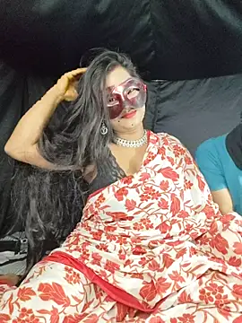 Hotty-priyanka online show from 04-29-26, 06:36