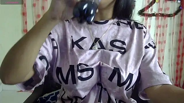 Preeti-Sexy online show from 03-04-25, 10:35