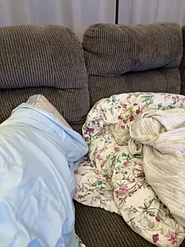 PuckBunny17 online show from 04-17-26, 12:46