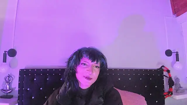 Ghosty Doll online show from 11-05-25, 08:09