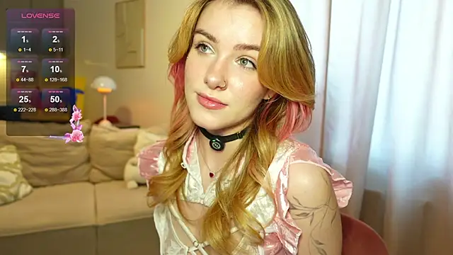Snapshot of SpiceJessy chatting on 07-12-26, 10:50 SpiceJessy online show from 07-12-26, 10:50