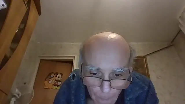 mariusica1xh online show from 04-12-26, 10:59