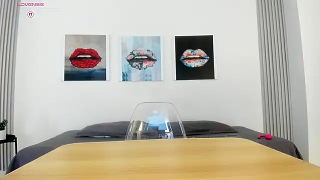 Angela donnato online show from 03-19-26, 03:43