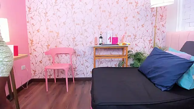 amber-hill online show from 04-11-26, 06:12