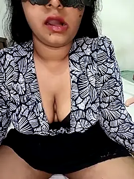 Reesha 99 online show from 05-31-26, 06:20