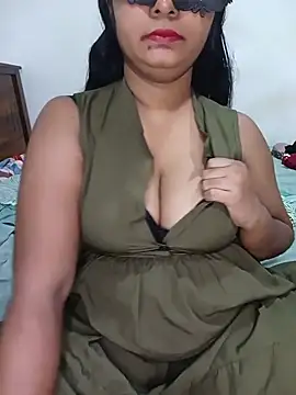 Snapshot of Reesha_99 chatting on 06-06-26, 05:12 Reesha 99 online show from 06-06-26, 05:12