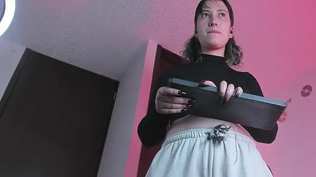 hitomi arata online show from 02-14-25, 07:23