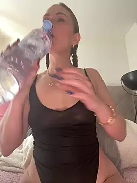 Joanachupa online show from 03-02-26, 10:11