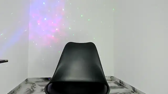 Snapshot of mikee_scooth chatting on 05-15-26, 05:42 mikee scooth online show from 05-15-26, 05:42