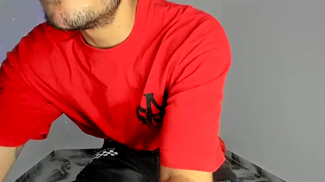 Snapshot of mikee_scooth chatting on 05-19-26, 04:30 mikee scooth online show from 05-19-26, 04:30