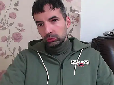 Leo 1617 online show from 04-04-26, 02:25