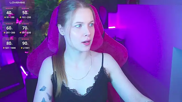 CuteMousee online show from 07-15-26, 06:18