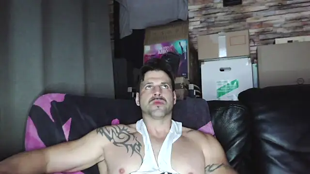 XxBigboybandxX online show from 03-04-26, 06:03