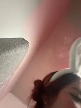 Isa smeraldy online show from 03-04-26, 06:41