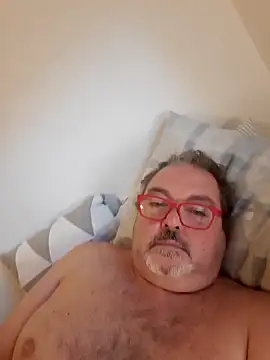 Snapshot of bluangelo chatting on 03-06-26, 01:40 bluangelo online show from 03-06-26, 01:40