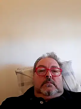 Snapshot of bluangelo chatting on 03-14-26, 01:27 bluangelo online show from 03-14-26, 01:27